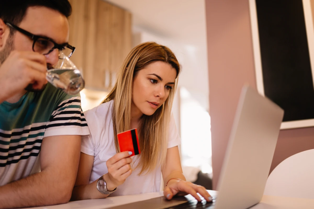 Saisie sur compte bancaire : protégez vos droits et comprenez les enjeux