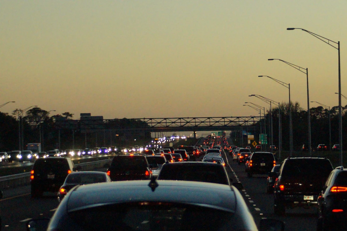 Le Droit Routier International : Naviguer dans le Labyrinthe Juridique des Routes du Monde