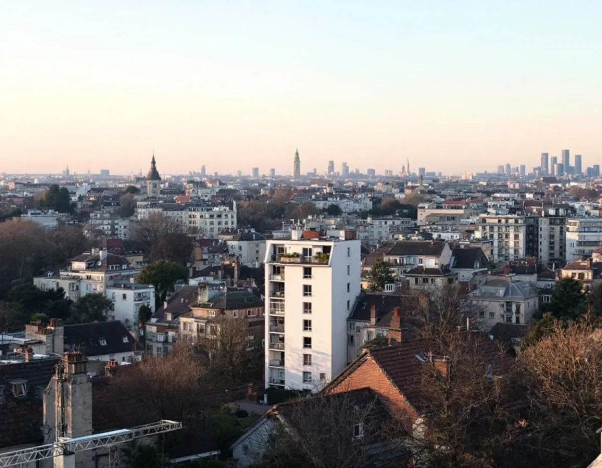 La protection des biens des mineurs lors d'un débarras d'appartement : l'autorisation judiciaire préalable