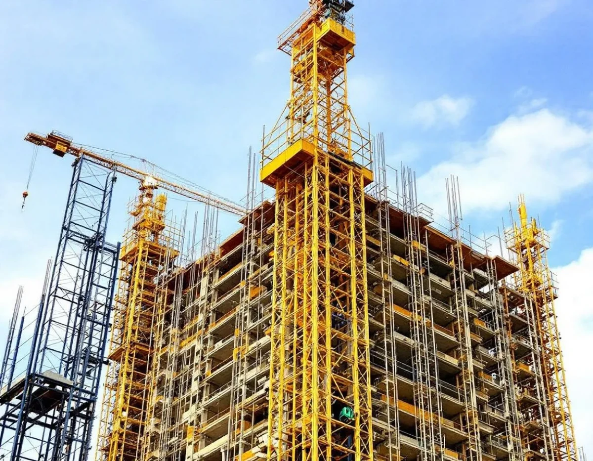 Naviguer les Complexités du Droit de la Construction : Conseils Pratiques et Stratégies en 2025